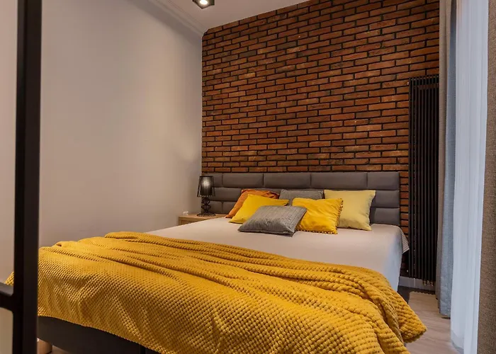 Centre Apartments-Old Town